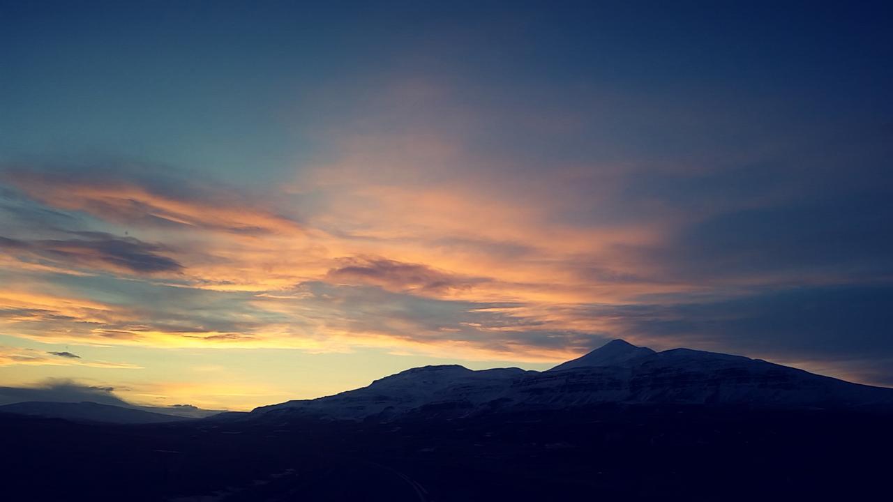 Laekjarbakki 11 Διαμέρισμα Varmahlid  Εξωτερικό φωτογραφία